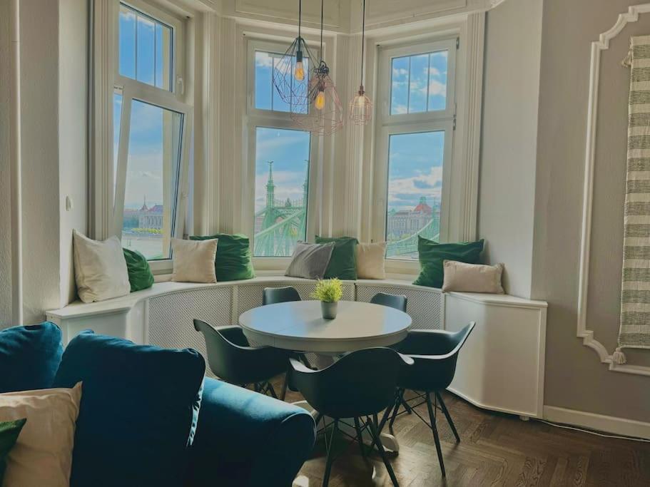 Liberty -panoramic Lux Apartment Budapest